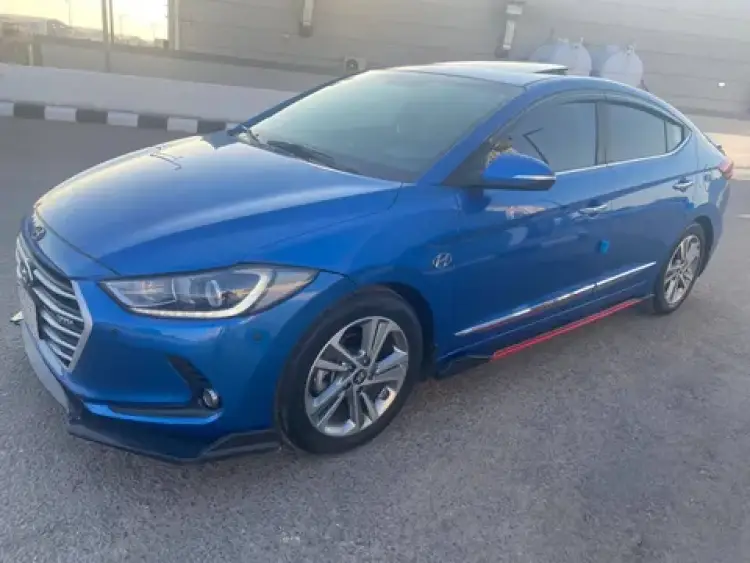 hyundai hyundai-elantra image Hyundai Elantra 2018