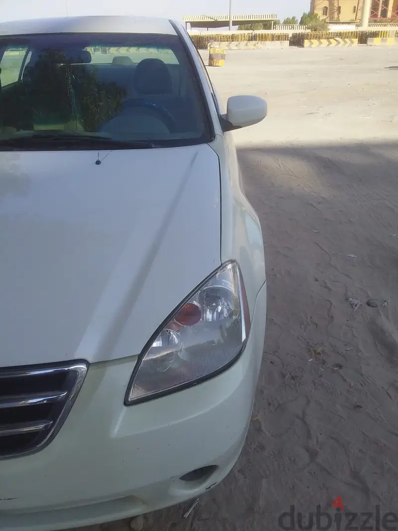 نيسان ألتيما 2005