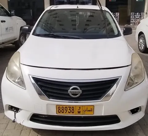 Nissan Sunny 1.5 Mid 2013
