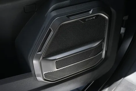 Discover undefined undefined Exterior Interior Images.Find all aspects and details of cars.