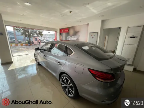 Discover undefined undefined Exterior Interior Images.Find all aspects and details of cars.