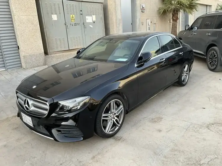 mercedes-benz mercedes-benz-e-class image Mercedes E 2017