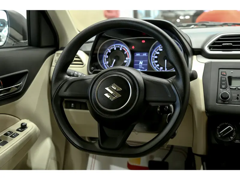 Discover undefined undefined Exterior Interior Images.Find all aspects and details of cars.
