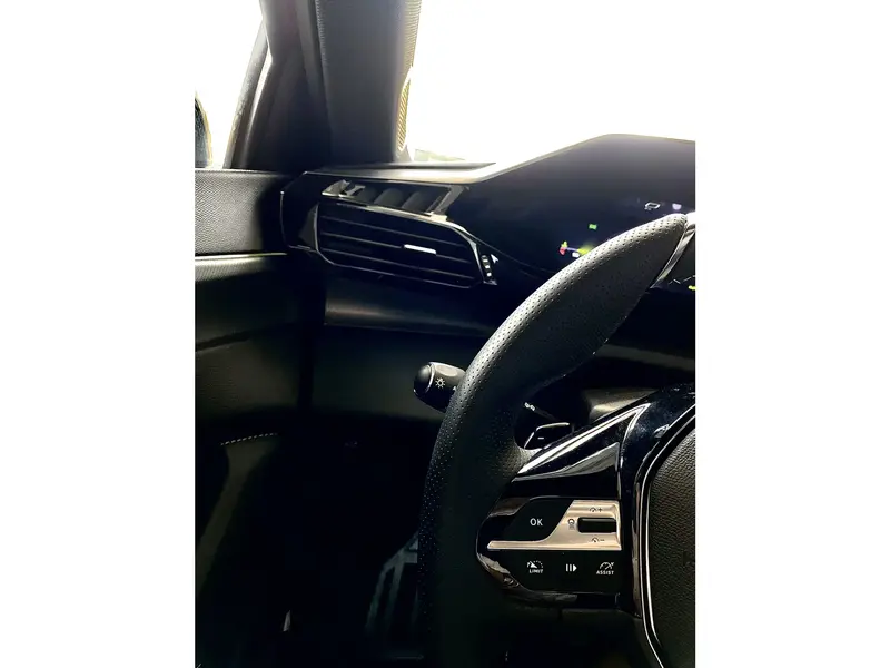 Peugeot 408 2024