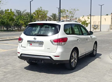 Nissan Pathfinder 3.5L S 4WD 2016