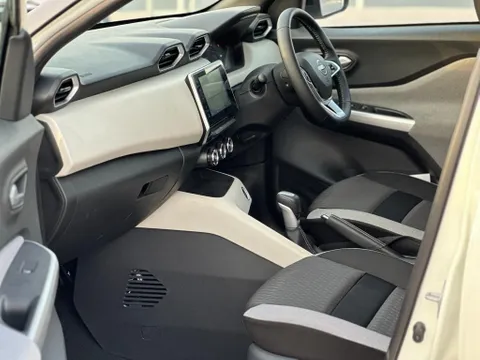 New Nissan Magnite 1.0T SV 2023
