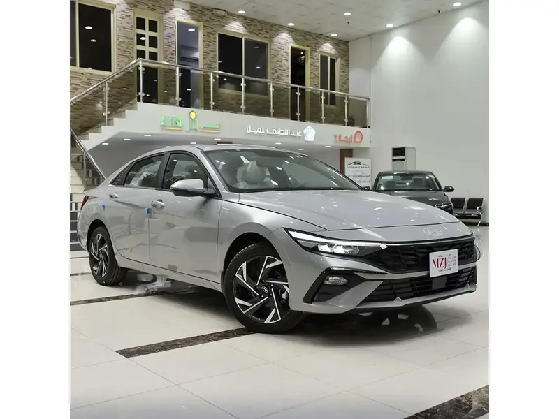 Hyundai Elantra 2025