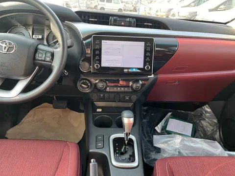 New Toyota Hilux 2025