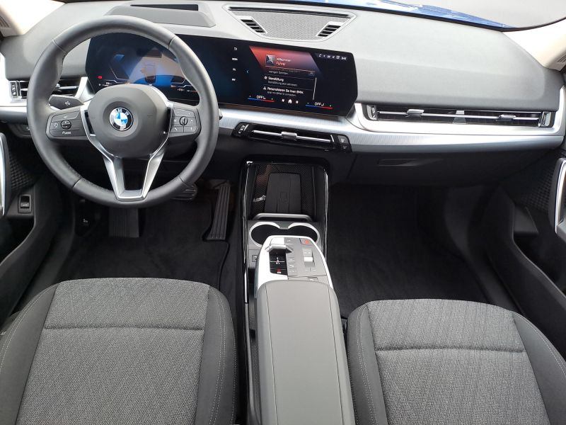 بي أم دبليو X2 2024