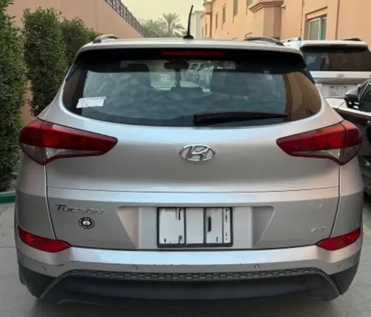 hyundai hyundai-tucson image Hyundai Tucson 2.4L GDI Base AWD 2018