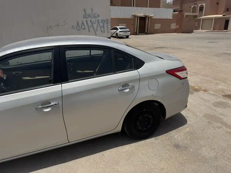 Toyota Yaris 2015