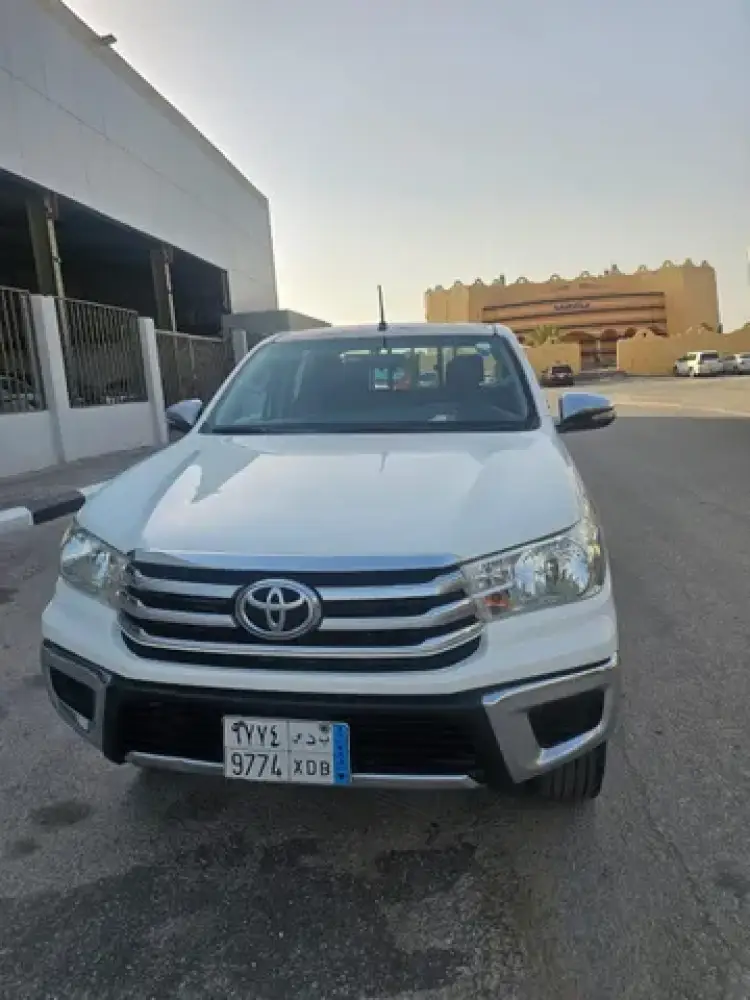 toyota toyota-hilux image Toyota Hilux 2018