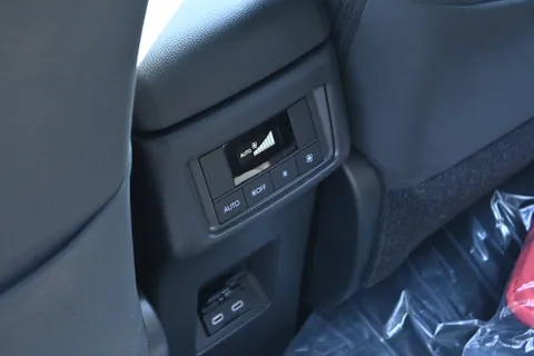 New Toyota Innova 2.0L GL 8 Seater 2024
