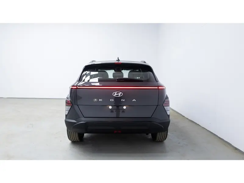 Discover undefined undefined Exterior Interior Images.Find all aspects and details of cars.