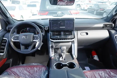 New Toyota Land Cruiser 2024