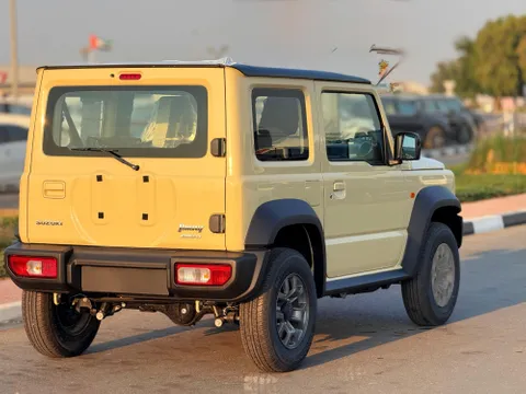 Discover undefined undefined Exterior Interior Images.Find all aspects and details of cars.