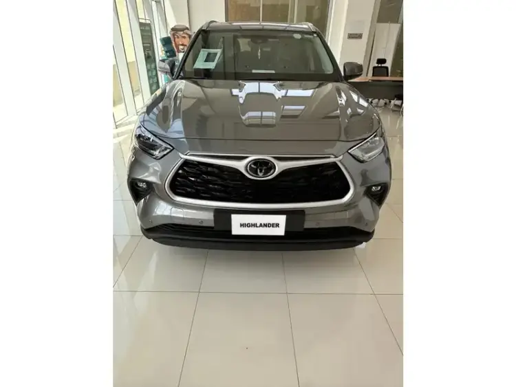 toyota toyota-highlander image Toyota Highlander 2025
