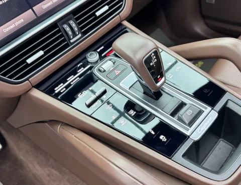 Porsche Cayenne GTS 2022