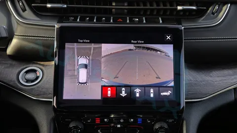 Discover undefined undefined Exterior Interior Images.Find all aspects and details of cars.