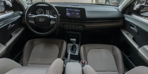 Discover undefined undefined Exterior Interior Images.Find all aspects and details of cars.