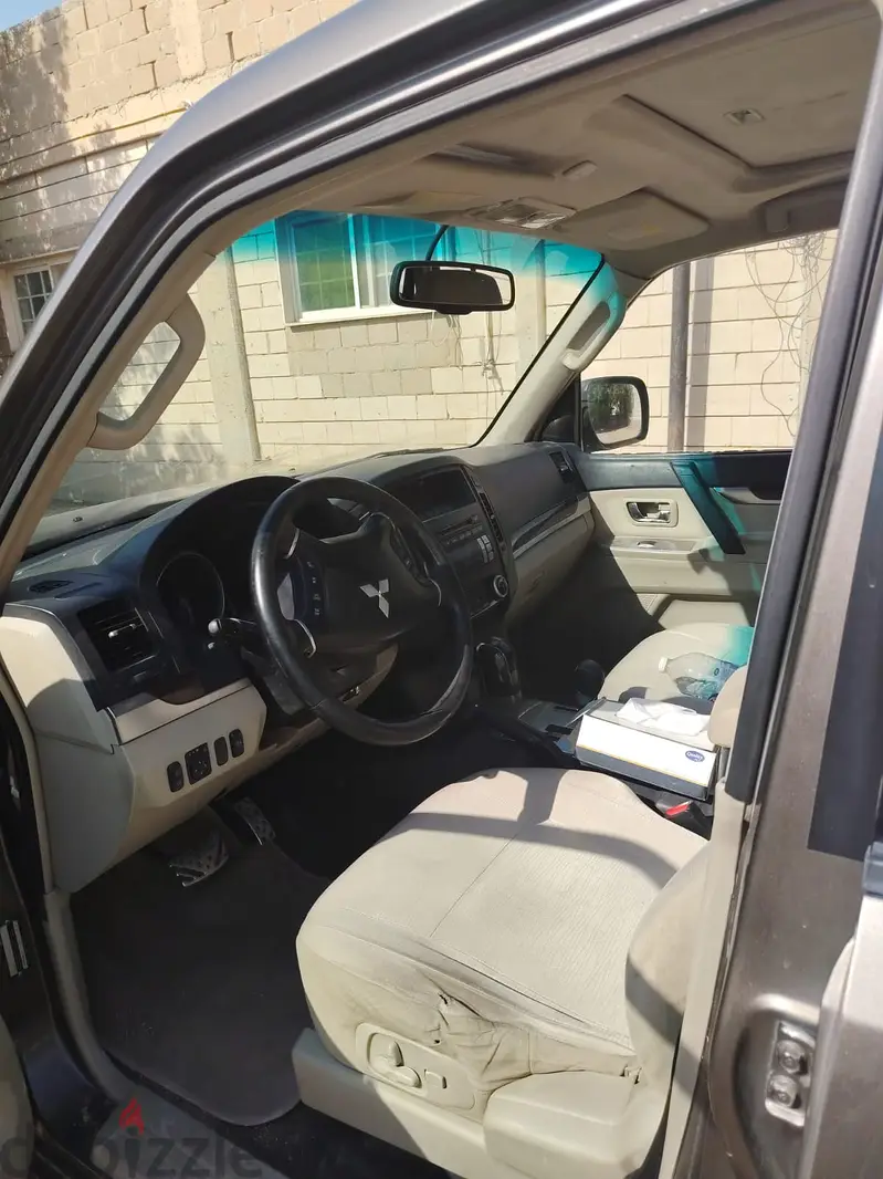 Mitsubishi Pajero 2010