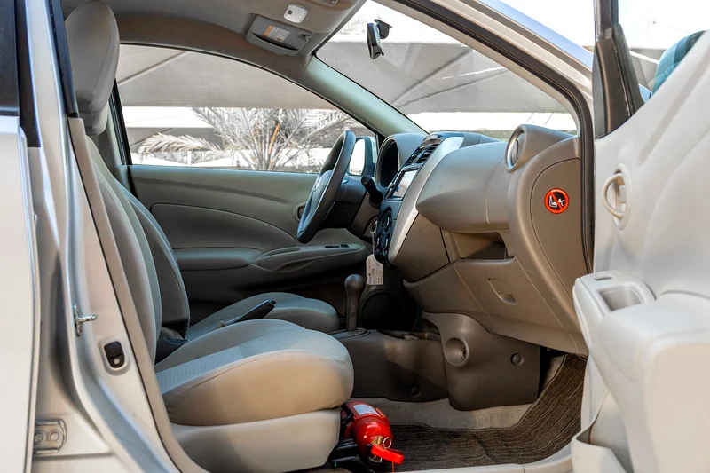 Nissan Sunny 2022