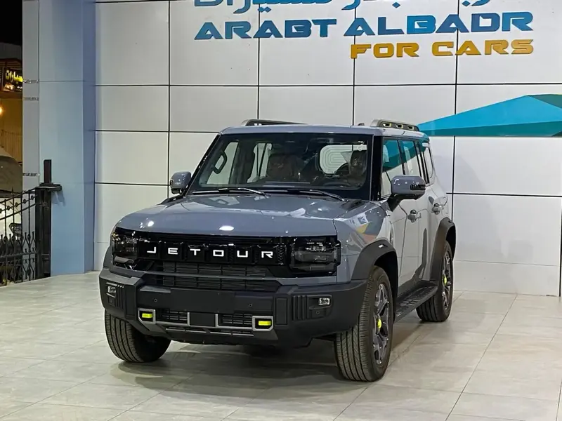 Discover undefined undefined Exterior Interior Images.Find all aspects and details of cars.