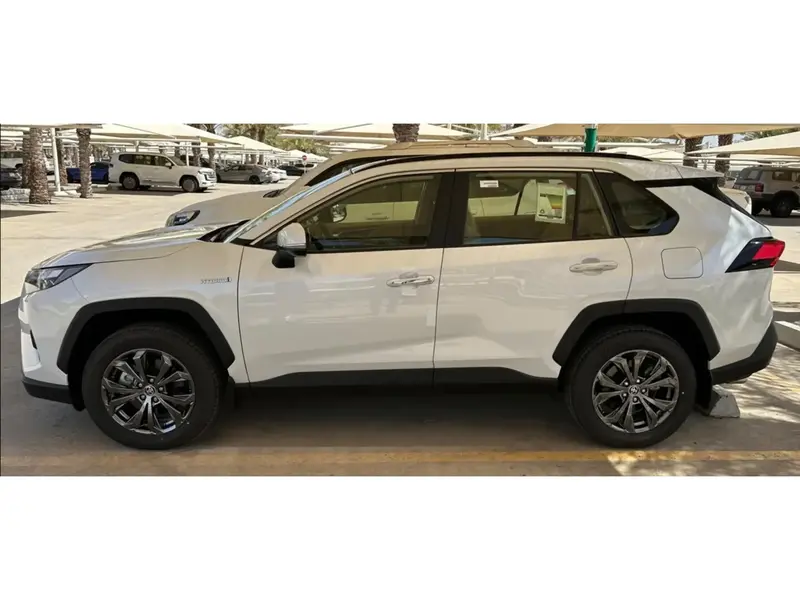 Toyota RAV4 2024, LTD 4X4 HEV, ODO 103KM (full option) cash sale