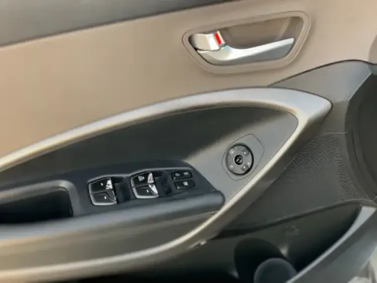 hyundai grand-santa-fe image Hyundai Grand Santa Fe 2018