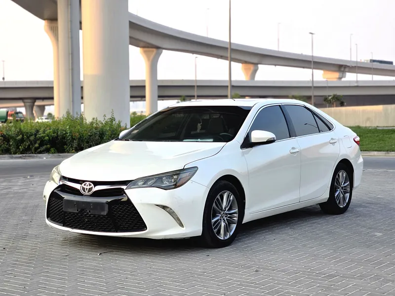 تويوتا كامري 2016