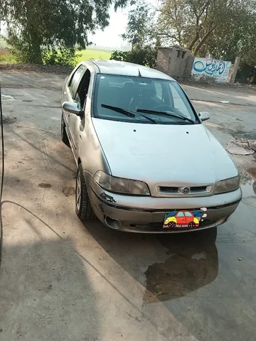 Fiat Punto 1.4L Standard 2004