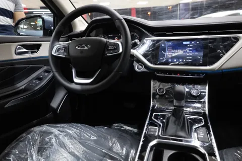 Discover undefined undefined Exterior Interior Images.Find all aspects and details of cars.