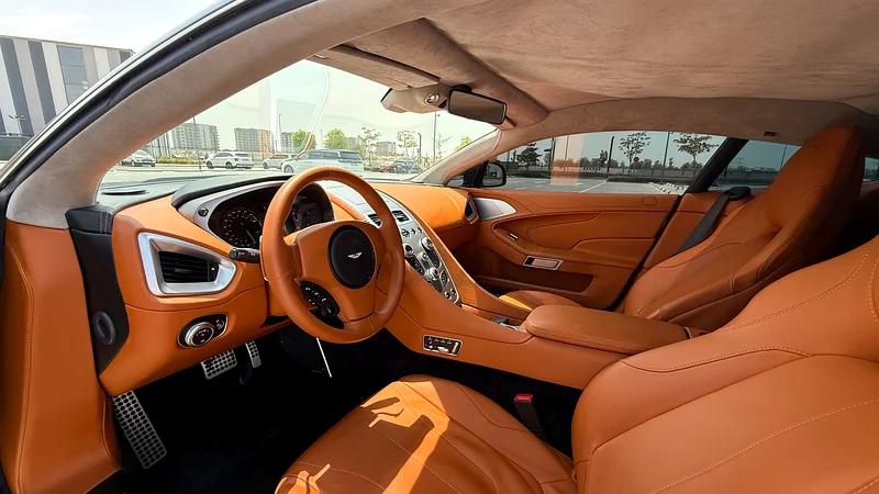 Aston Martin Vanquish 2017