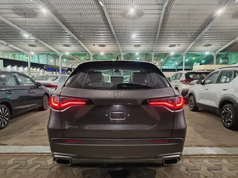 Discover undefined undefined Exterior Interior Images.Find all aspects and details of cars.