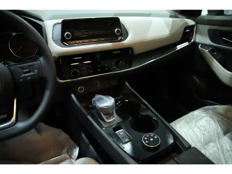 Nissan X-Trail 2025