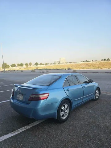 استكشف undefined undefined الصور الخارجية والداخلية. اكتشف جميع جوانب وتفاصيل السيارات.