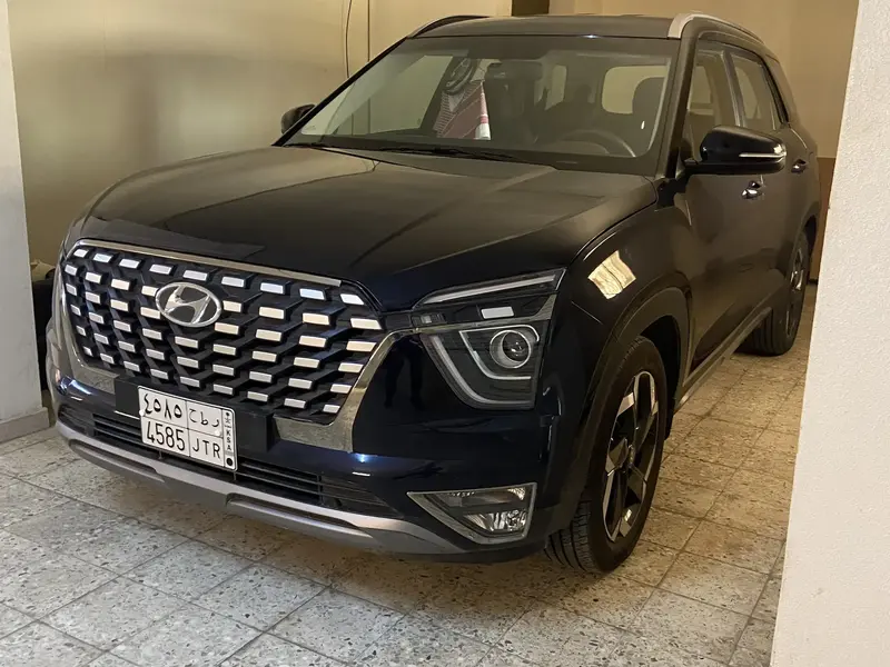 Discover undefined undefined Exterior Interior Images.Find all aspects and details of cars.