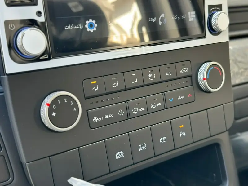 Hyundai Staria 2025