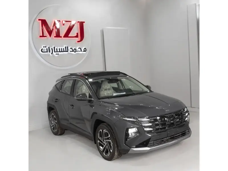 Discover undefined undefined Exterior Interior Images.Find all aspects and details of cars.