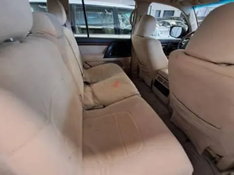Discover undefined undefined Exterior Interior Images.Find all aspects and details of cars.