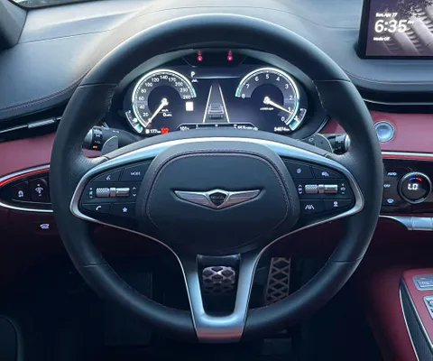 Genesis GV70 2023
