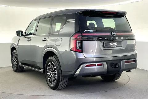Discover undefined undefined Exterior Interior Images.Find all aspects and details of cars.