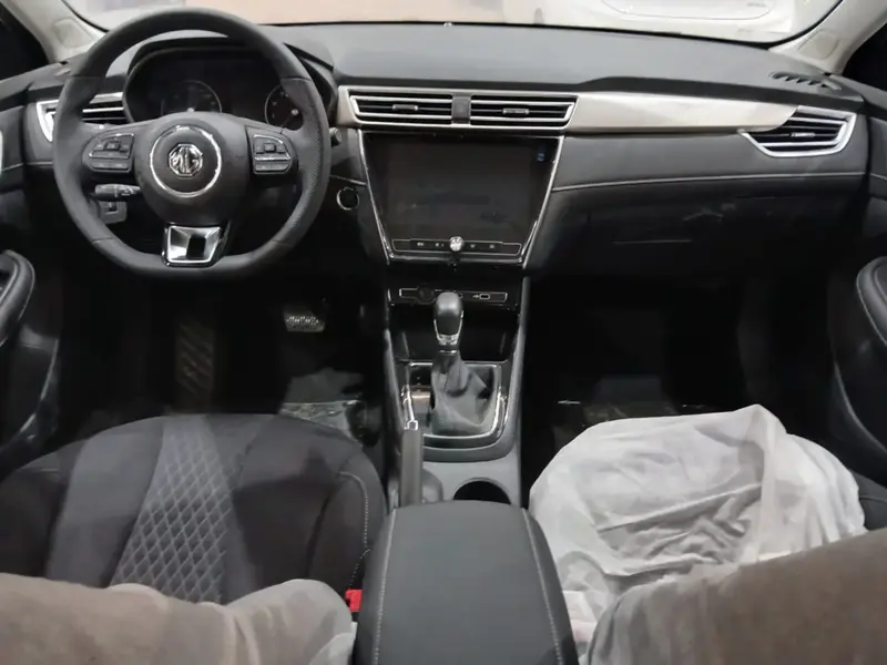 Discover undefined undefined Exterior Interior Images.Find all aspects and details of cars.