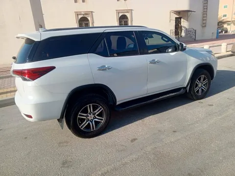 Toyota Fortuner 2023