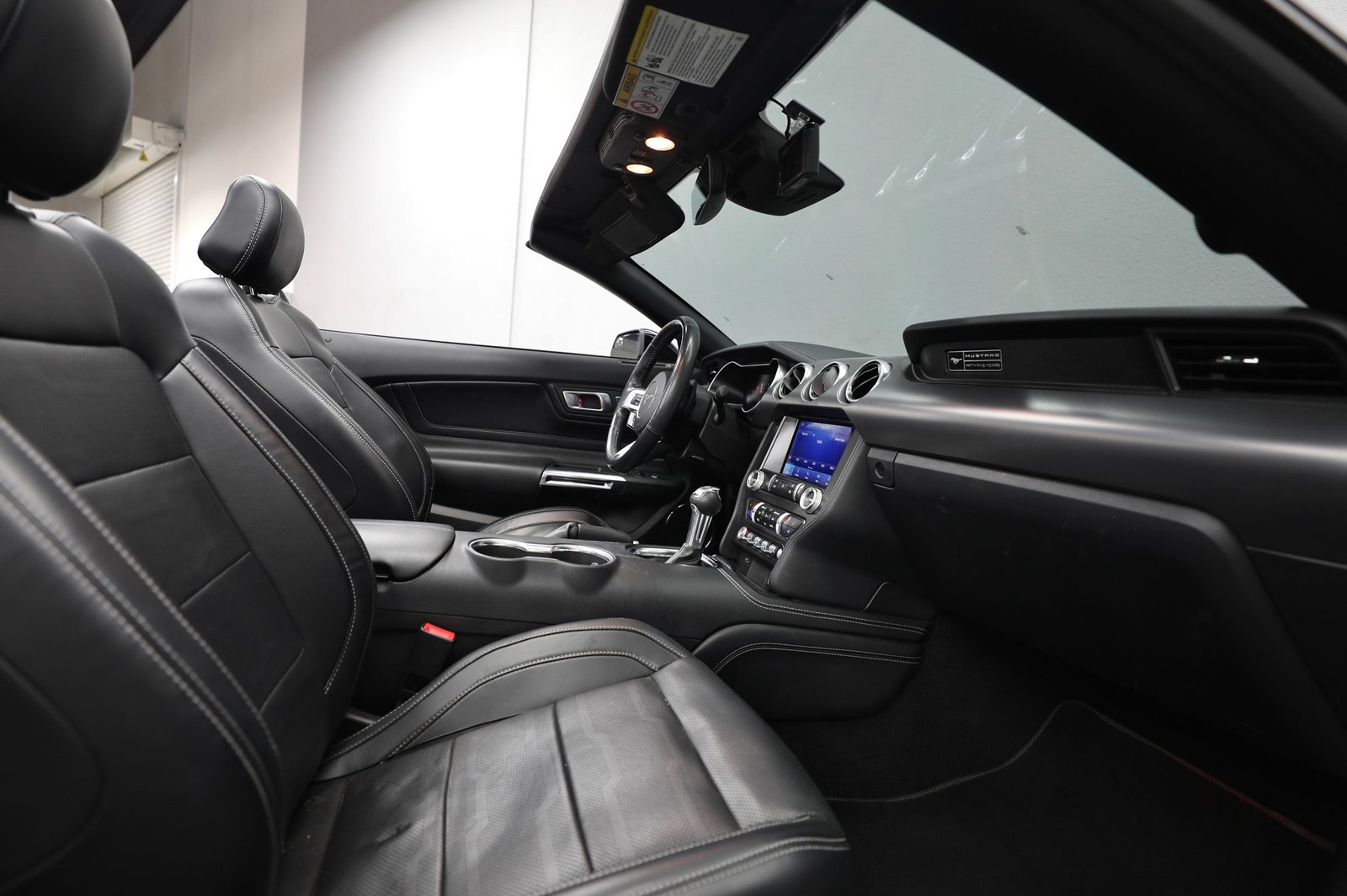 Discover undefined undefined Exterior Interior Images.Find all aspects and details of cars.