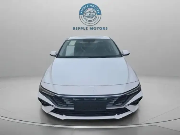 hyundai hyundai-elantra image New Hyundai Elantra 2025