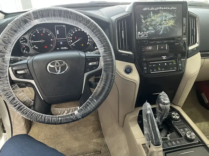 Toyota Land Cruiser Wagon 2021