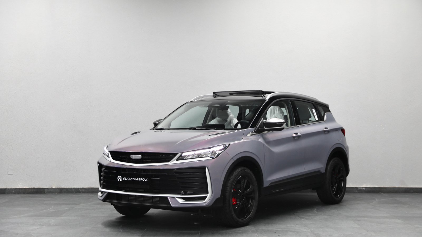 Discover undefined undefined Exterior Interior Images.Find all aspects and details of cars.