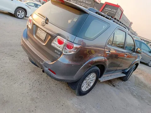 Discover undefined undefined Exterior Interior Images.Find all aspects and details of cars.