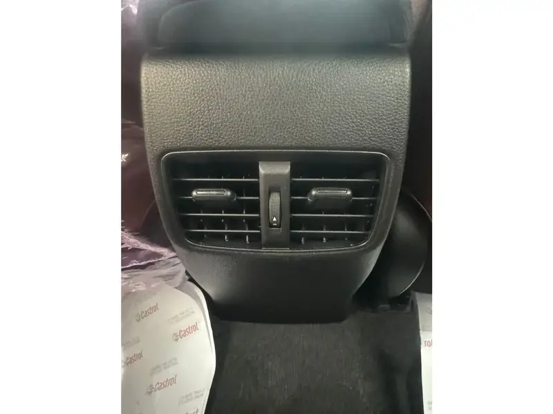 Toyota Corolla Cross 2024 XLE Hybrid